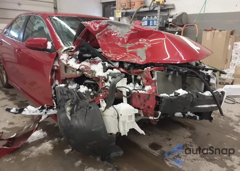 2013 Toyota Camry Se z USA, uszkodzony, nr VIN 4T1BF1FK9DU645035